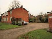 2 Bedrooms Flat for rent in Pope Lane, Penwortham,...