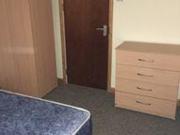2 Bedrooms Flat for rent in Port Tennant Road, Swansea SA1