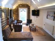 2 Bedrooms Flat for rent in Portland Street,...
