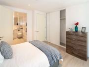 2 Bedrooms Flat for rent in Pressing Lane, Hayes UB3