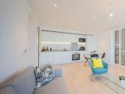 2 Bedrooms Flat for rent in Pressing Lane, Hayes UB3