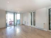 2 Bedrooms Flat for rent in Pressing Lane, Hayes UB3