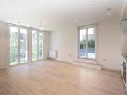 2 Bedrooms Flat for rent in Pressing Lane, Hayes UB3