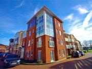 2 Bedrooms Flat for rent in Pumphouse Crescent, Watford,...