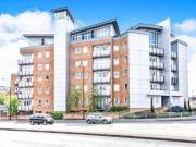 2 Bedrooms Flat for rent in Quadrivium Point, Tuns Lane,...