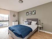 2 Bedrooms Flat for rent in Quay Central, Kingsway,...