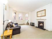 2 Bedrooms Flat for rent in Queens Club Gardens, West...
