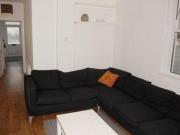 2 Bedrooms Flat for rent in Queens Road, Mumbles,...