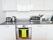 2 Bedrooms Flat for rent in Queens Road, Nottingham NG2