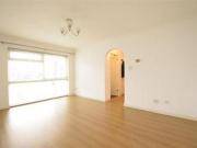 2 Bedrooms Flat for rent in Ramsons Way, Abingdon,...