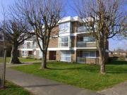 2 Bedrooms Flat for rent in Redwood Court, St Floras...