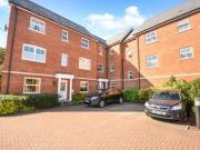 2 Bedrooms Flat for rent in Richards Close, Witham,...