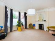 2 Bedrooms Flat for rent in Richmond Way, London W12
