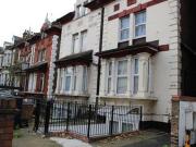 2 Bedrooms Flat for rent in Romford Road, London E7