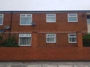2 Bedrooms Flat for rent in Rosalind Way, Liverpool L20