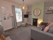 2 Bedrooms Flat for rent in Rowley Grove, Stafford ST17