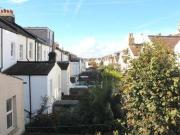 2 Bedrooms Flat for rent in Sackville Road, Hove, East...