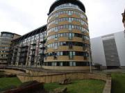 2 Bedrooms Flat for rent in Salts Mill Road, Shipley BD17