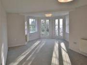 2 Bedrooms Flat for rent in Sandwich Road, Ellesmere...