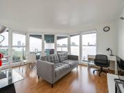 2 Bedrooms Flat for Rent in Seacon Tower | Foxtons 2 Bedrooms Flat for Rent in Seacon Tower | Foxtons