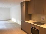 2 Bedrooms Flat for rent in Seven Sisters Road, Manor...