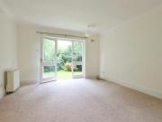 2 Bedrooms Flat for rent in Sharrow View, Sheffield S7