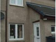 2 Bedrooms Flat for rent in Sheephousehill Lane,...
