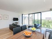 2 Bedrooms Flat for rent in Simpson Loan, Quartermile EH3