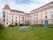 2 Bedrooms Flat for rent in Sinclair Place, Gorgie,...