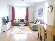 2 Bedrooms Flat for rent in Smith House Matthews Close,...
