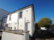 2 Bedrooms Flat for rent in Sommerville Road,...