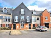 2 Bedrooms Flat for rent in Southmill Court, Southmill...
