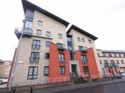 2 Bedrooms Flat for rent in Southside Crescent, Glasgow G5