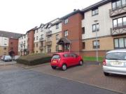 2 Bedrooms Flat for rent in Spoolers Road, Paisley,...