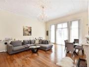2 Bedrooms Flat for rent in St Georges Drive, Pimlico SW1V