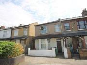 2 Bedrooms Flat for rent in St Georges Road, London E10