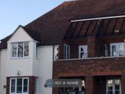 2 Bedrooms Flat for rent in St. Martins Mews, Pyrford,...