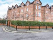 2 Bedrooms Flat for rent in St. Pauls Road, Manchester M20