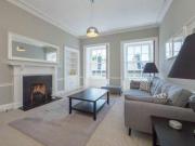 2 Bedrooms Flat for rent in St Stephen Street,...