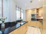 2 Bedrooms Flat for rent in Stafford Court, High Street...