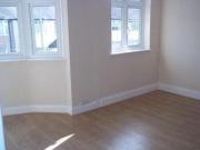 2 Bedrooms Flat for rent in Staines Road, Ilford IG1
