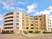 2 Bedrooms Flat for rent in Stanley Road, Woking GU21