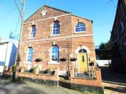 2 Bedrooms Flat for rent in Station Road, Biddulph,...
