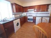2 Bedrooms Flat for rent in Staveley Gardens, Chiswick W4
