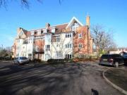 2 Bedrooms Flat for rent in Stone Court, Maidenbower,...