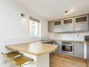 2 Bedrooms Flat for rent in Surrey House, 236...