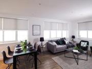2 Bedrooms Flat for rent in Surrey Quays Road, London SE16
