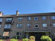2 Bedrooms Flat for rent in Tantallon Road, Shawlands,...