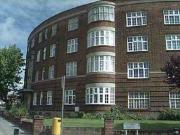 2 Bedrooms Flat for rent in The Burroughs, Hendon NW4