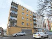 2 Bedrooms Flat for rent in The Horizon Building, York...